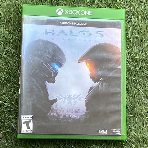 XBox One Exclusive Halo 5 Guardians Video Game - Picture 1 of 4